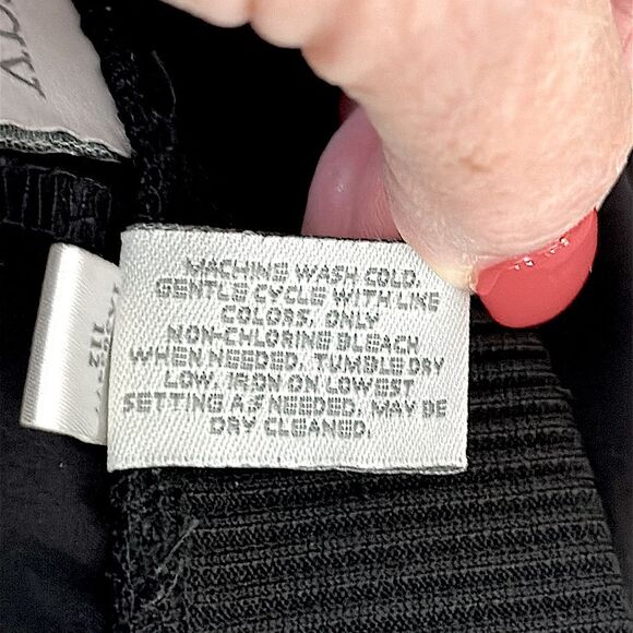 Chico's Zenergy Neema Pants Size 1 (8) Dayln Cargo Crop - Picture 14 of 14